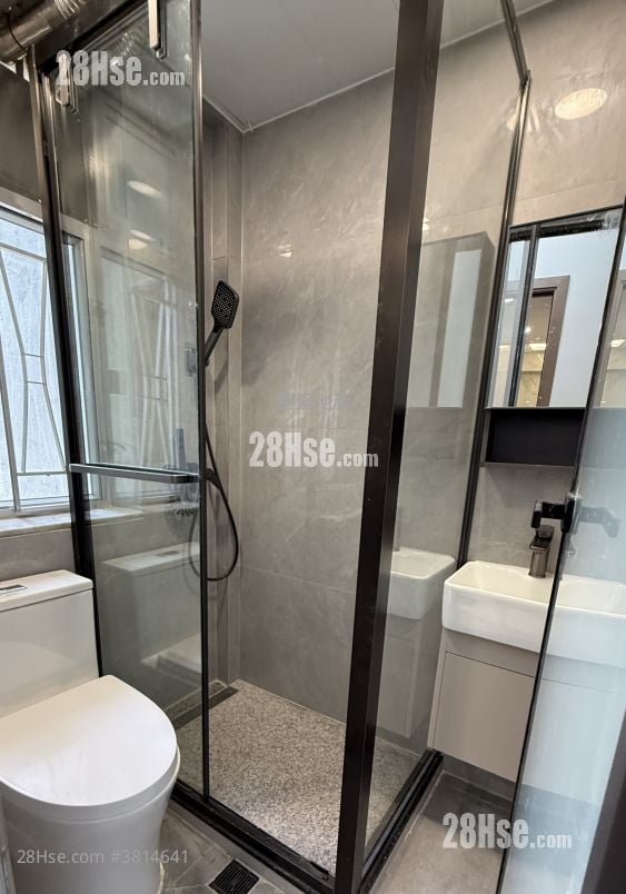 Lee Wah Building Rental 1 Bedroom , 1 Bathroom 160 ft²