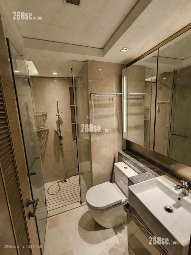 Century Link Sell 2 Bedrooms , 1 Bathroom 468 ft²