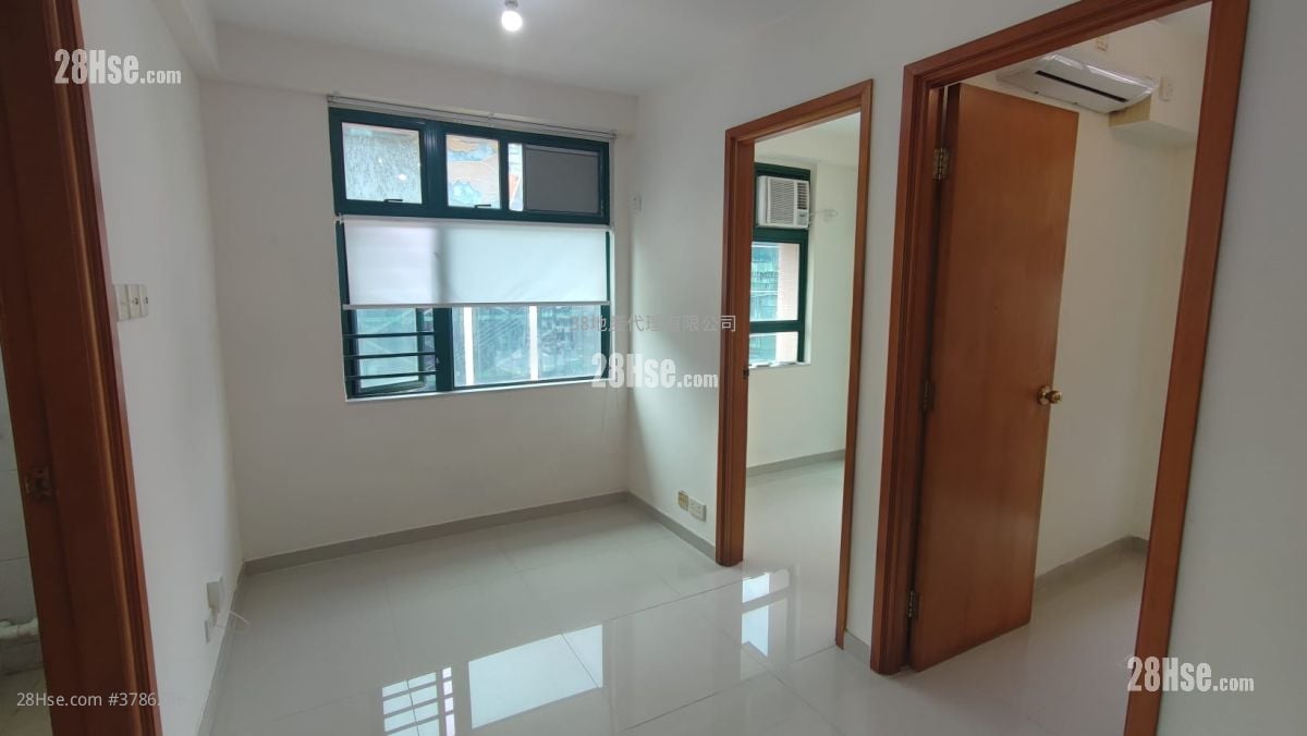 Milan Place Rental 2 Bedrooms , 1 Bathroom 315 ft²