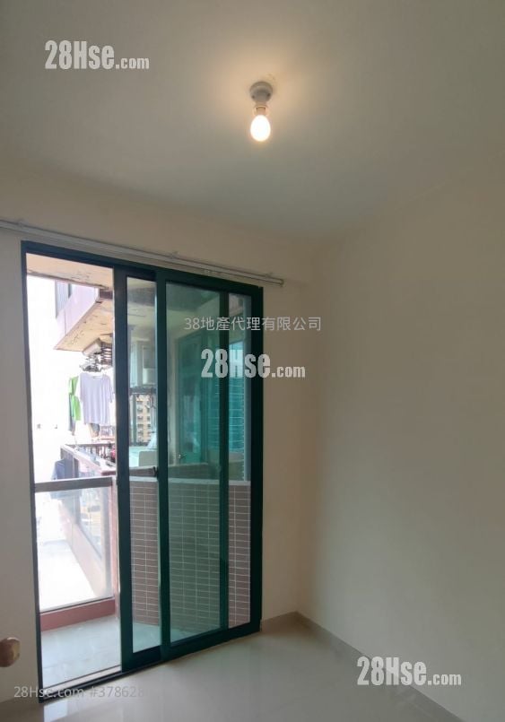 Milan Place Rental 2 Bedrooms , 1 Bathroom 315 ft²