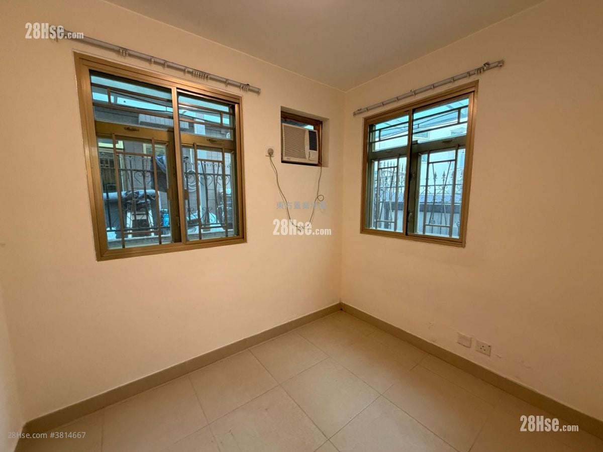 Village Sell 3 Bedrooms , 1 Bathroom 700 ft²