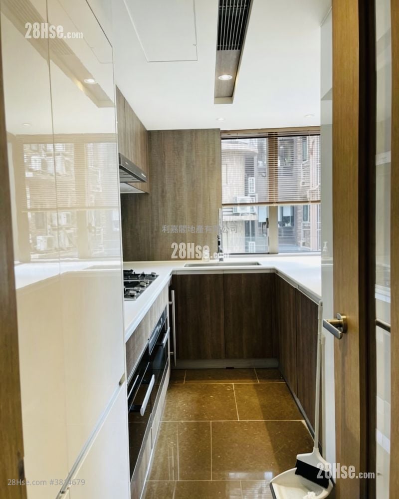 香岛 售盘 3 房 1,175 平方尺