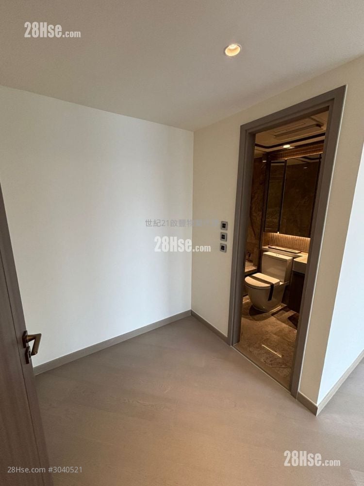 澐璟 租盘 3 房 , 2 浴室 950 平方尺