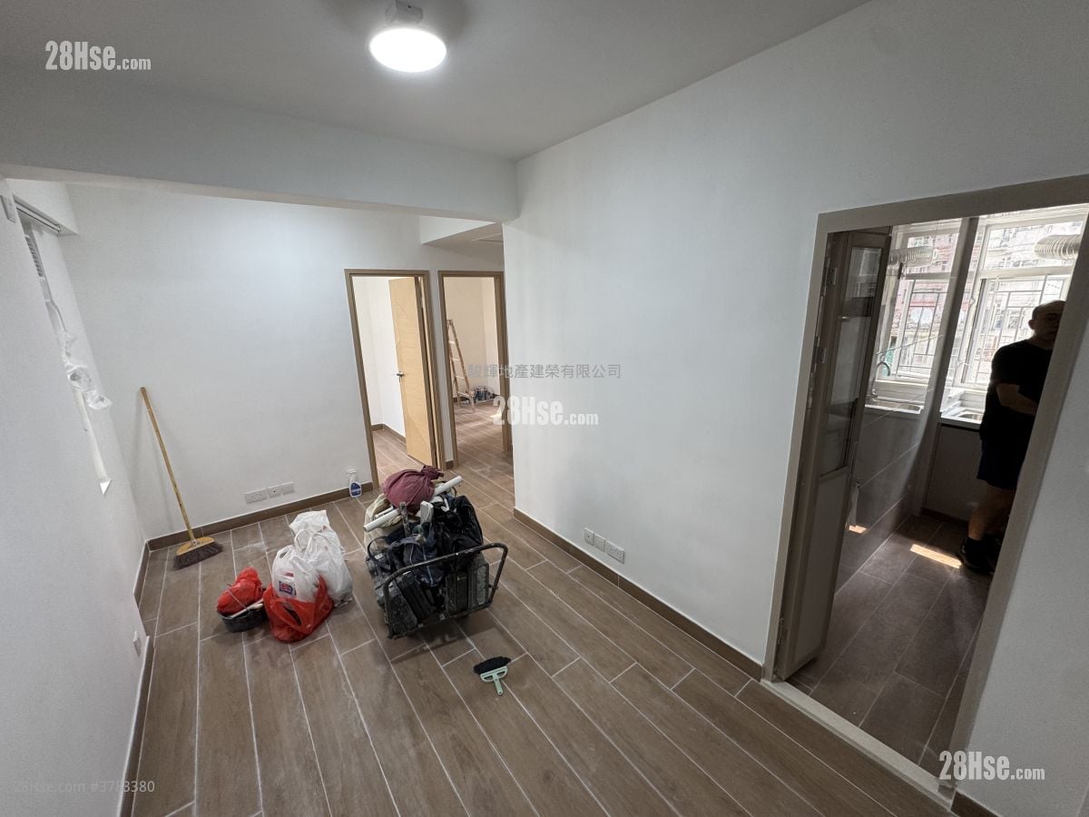 顺昌大厦 租盘 3 房 , 1 浴室 440 平方尺