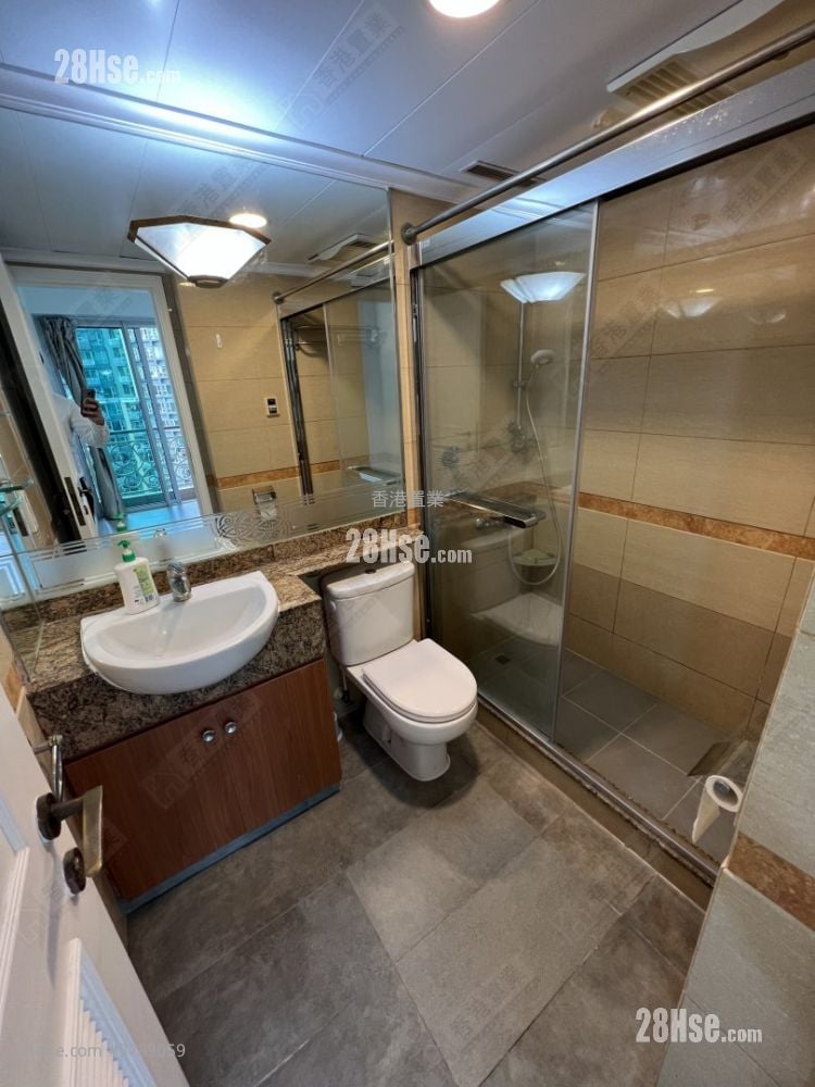 泓景台 租盘 3 房 , 2 浴室 676 平方尺