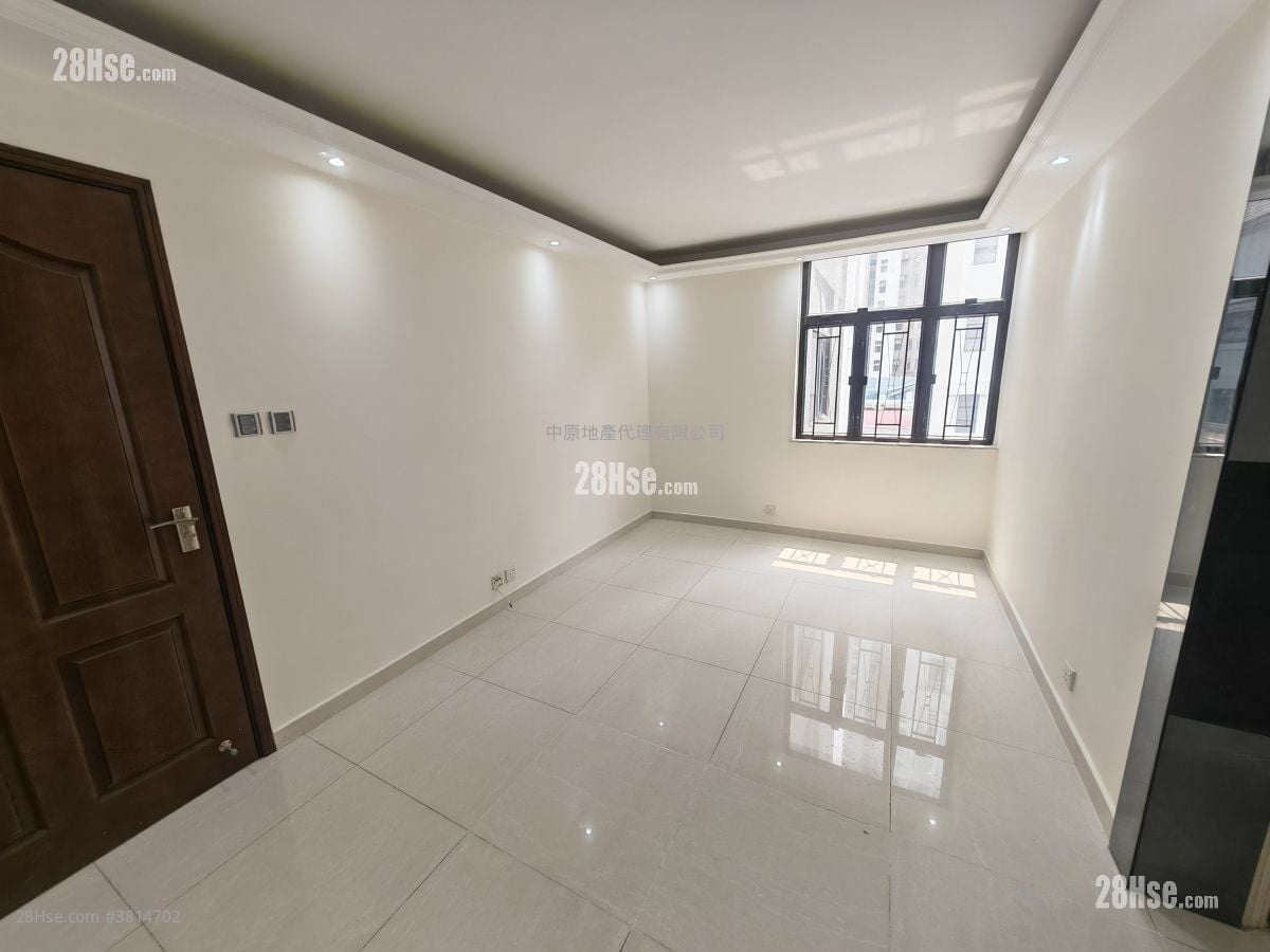 Luk Yeung Sun Chuen Rental 2 Bedrooms 445 ft²