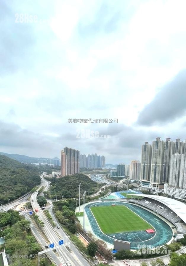 Nan Fung Plaza Rental 724 ft²