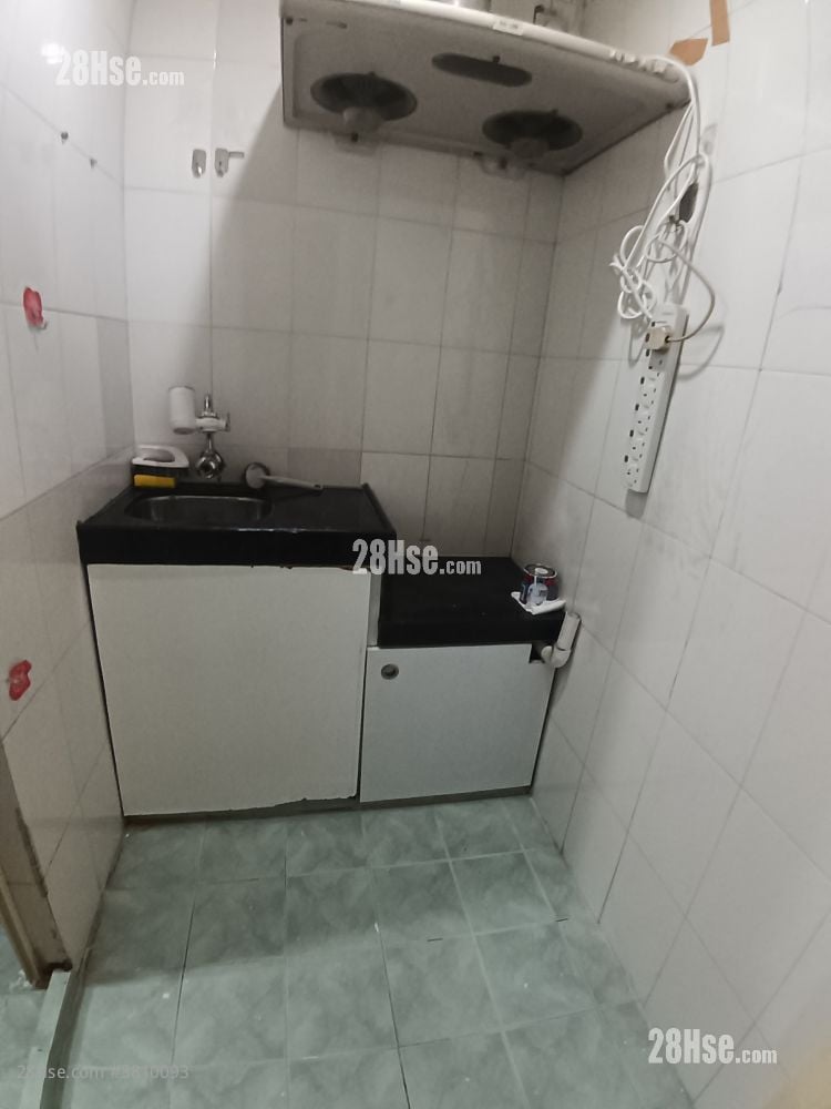 唐樓 租盤 1 房 , 1 浴室 280 平方呎