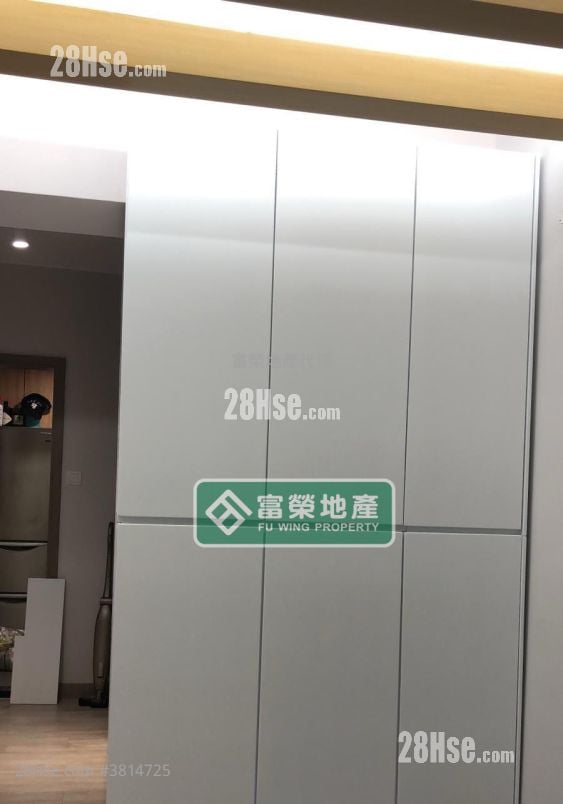 Cheung Shing Building Sell 3 Bedrooms , 1 Bathroom 583 ft²