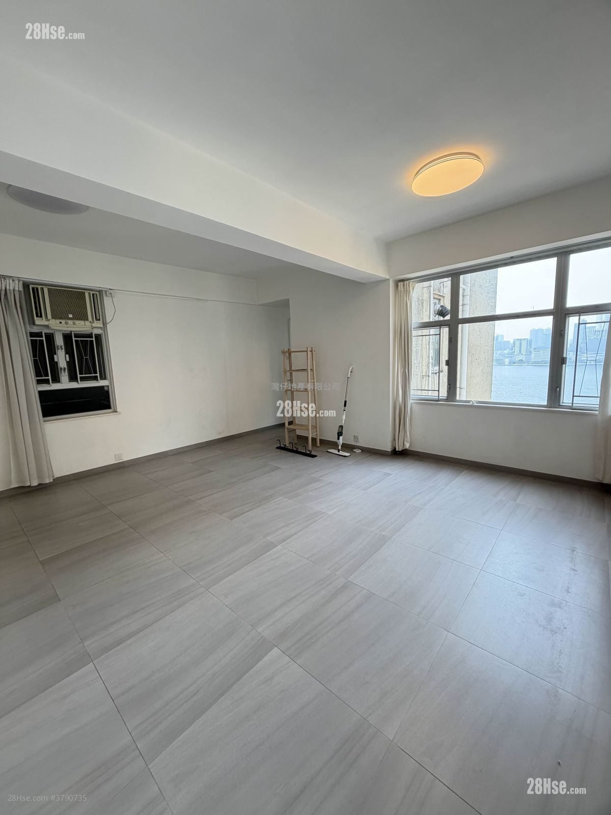 骆克大厦 租盘 2 房 , 1 浴室 552 平方尺