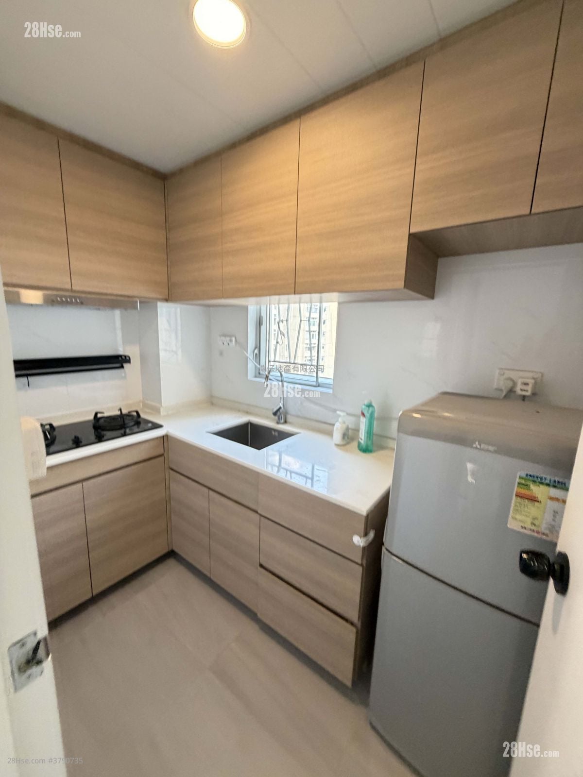 骆克大厦 租盘 2 房 , 1 浴室 552 平方尺