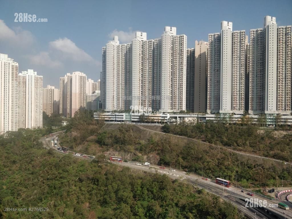 Hong Wah Court Rental 2 Bedrooms , 1 Bathroom 380 ft²