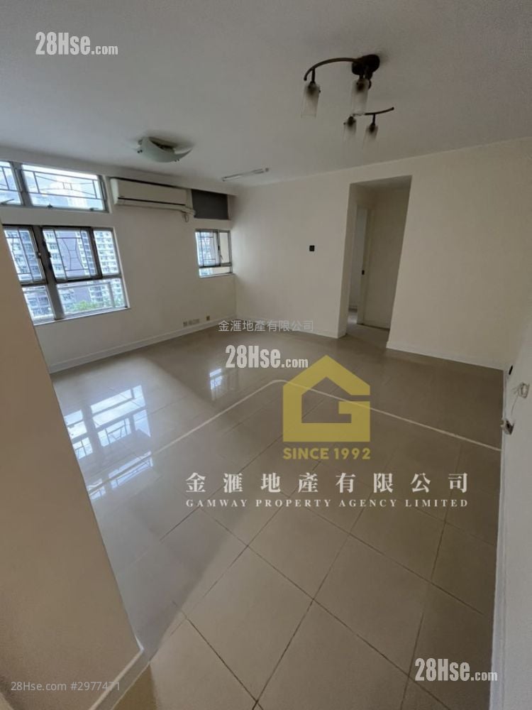 德强苑 售盘 3 房 , 1 浴室 574 平方尺