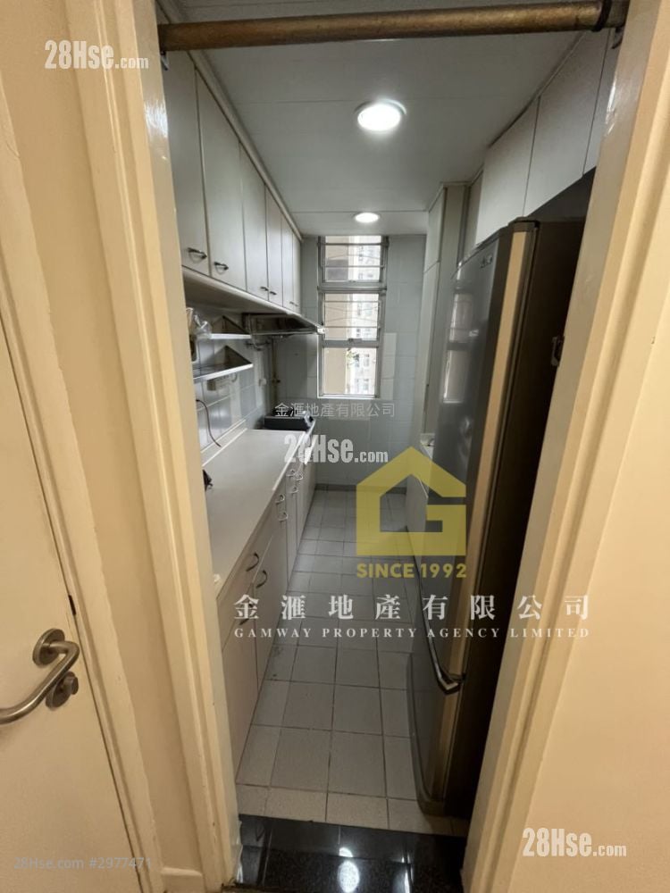 德强苑 售盘 3 房 , 1 浴室 574 平方尺