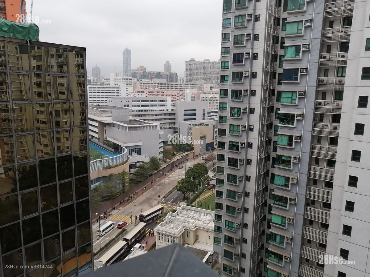 City 18 Rental 2 Bedrooms , 1 Bathroom 429 ft²