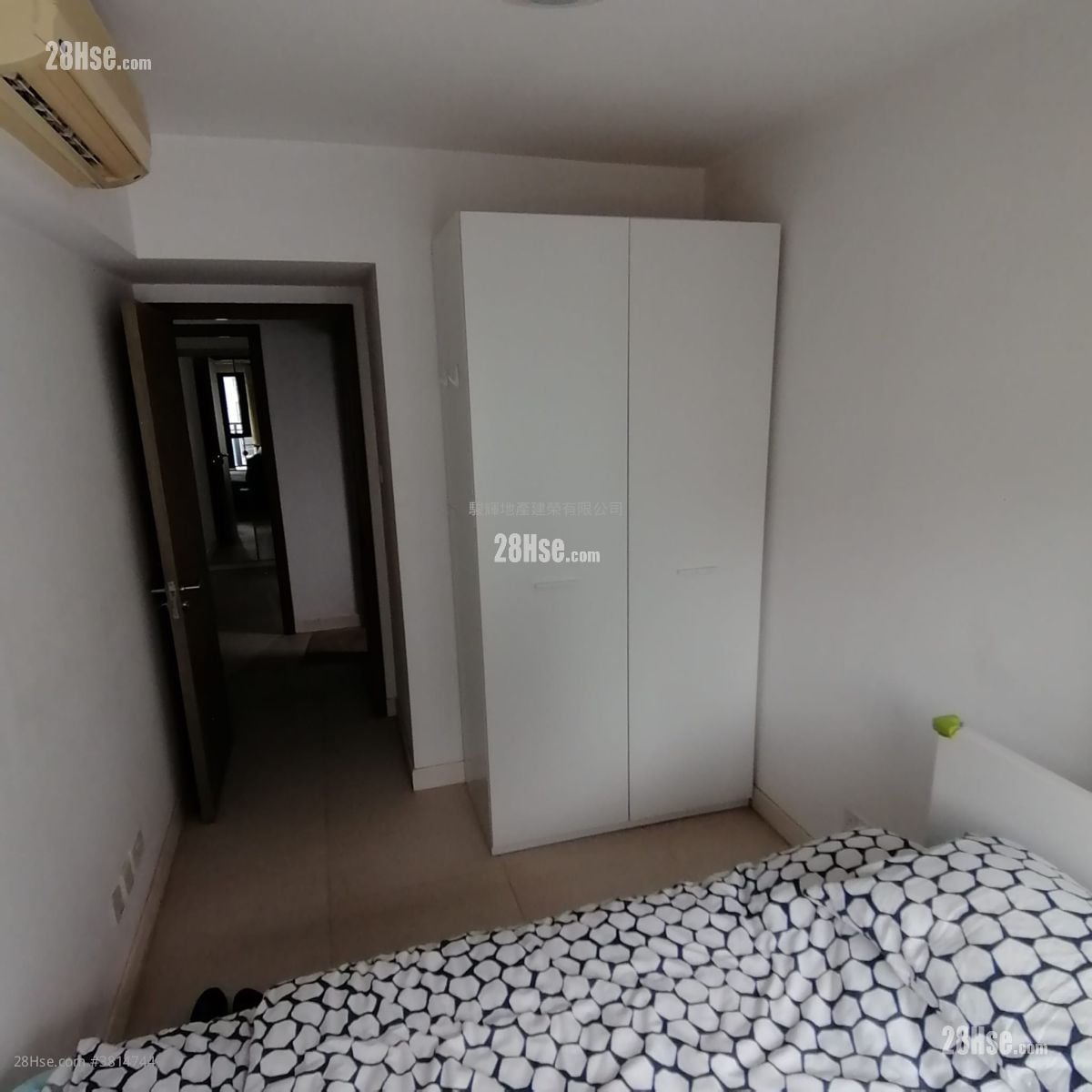 City 18 Rental 2 Bedrooms , 1 Bathroom 429 ft²