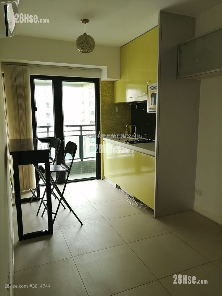 City 18 Rental 2 Bedrooms , 1 Bathroom 429 ft²