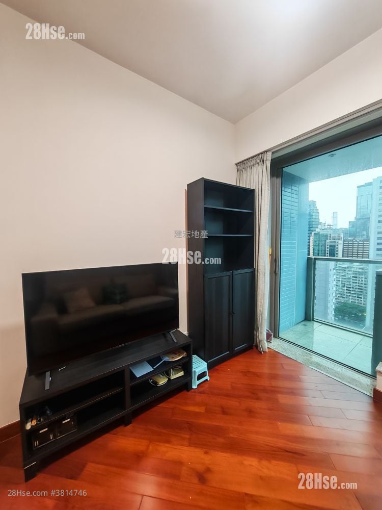 The Avenue Rental 2 Bedrooms , 1 Bathroom 591 ft²