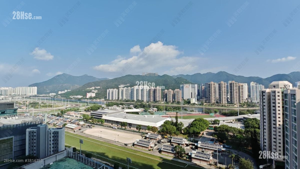 景观: 御龙山 售盘 4 房 , 3 浴室 1,035 平方尺