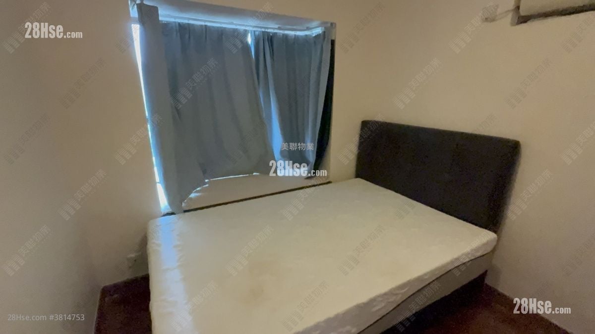 Highland Park Sell 2 Bedrooms , 1 Bathroom 481 ft²