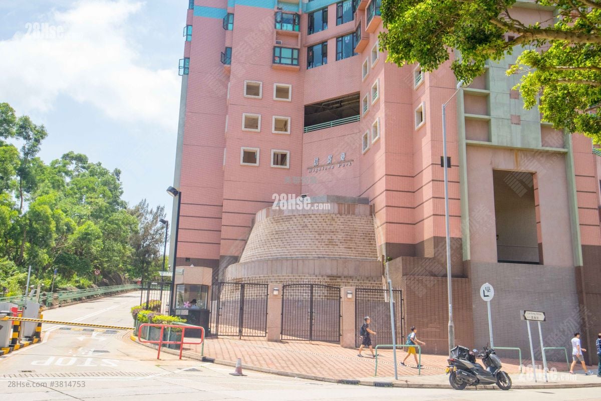 Highland Park Sell 2 Bedrooms , 1 Bathroom 481 ft²