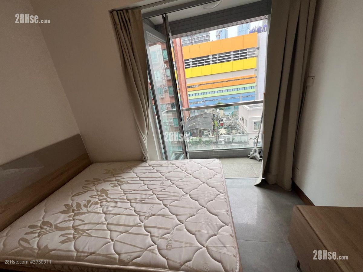 Ava62 Sell Studio , 1 Bathroom 173 ft²