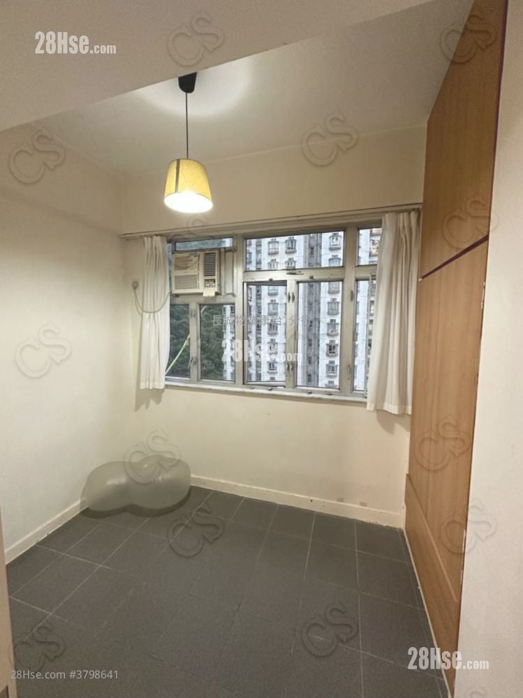 King's House Sell 2 Bedrooms , 1 Bathroom 424 ft²