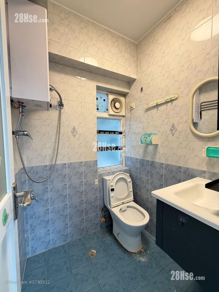 Morning Light Building Rental 2 Bedrooms , 1 Bathroom 358 ft²