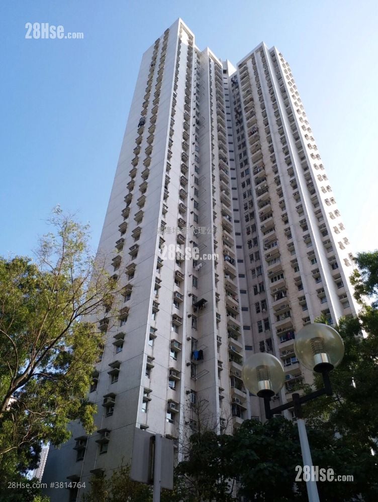 Po Pui Court Sell 3 Bedrooms , 1 Bathroom 645 ft²