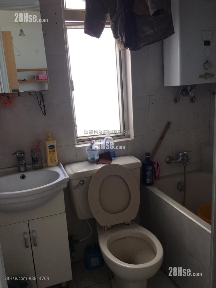 Wing Shing Building (Mansion) Sell 1 Bedroom , 1 Bathroom 287 ft²