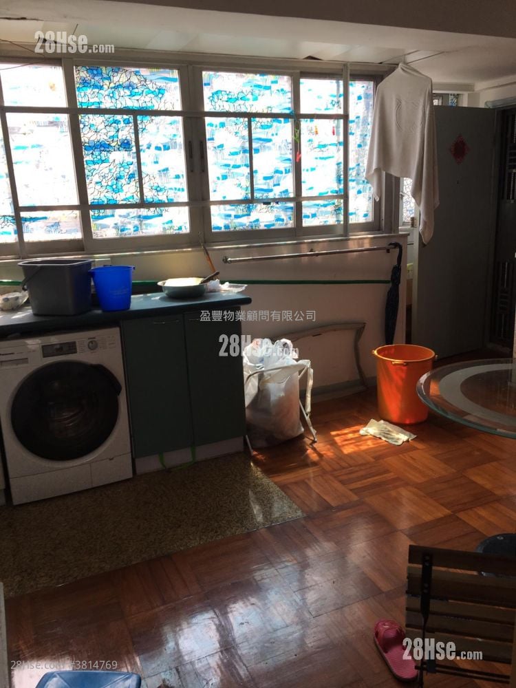 Wing Shing Building (Mansion) Sell 1 Bedroom , 1 Bathroom 287 ft²