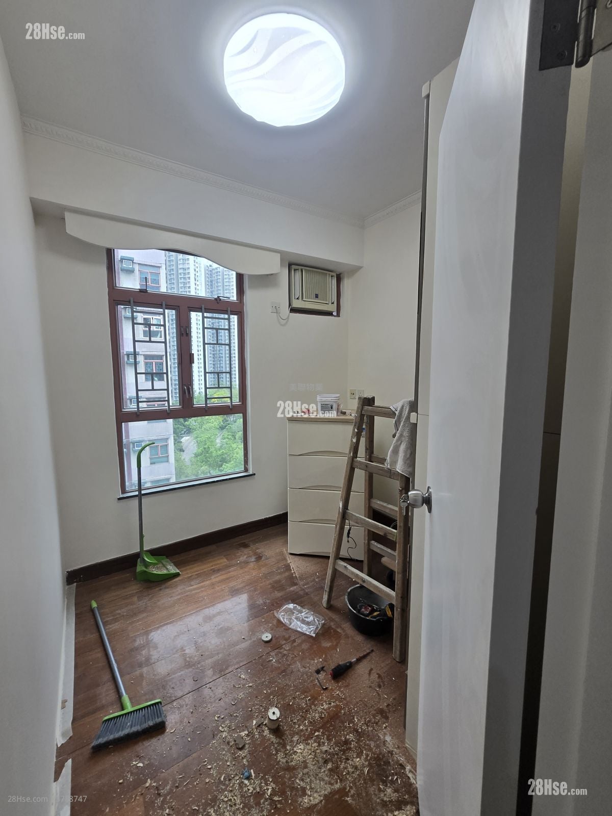 蔚翠花园 租盘 3 房 , 2 浴室 716 平方尺