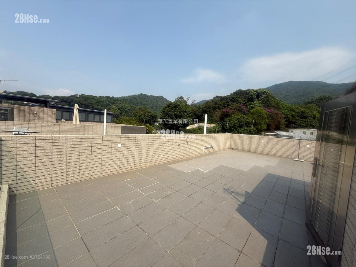 村屋 租盘 3 房 , 1 浴室 630 平方尺