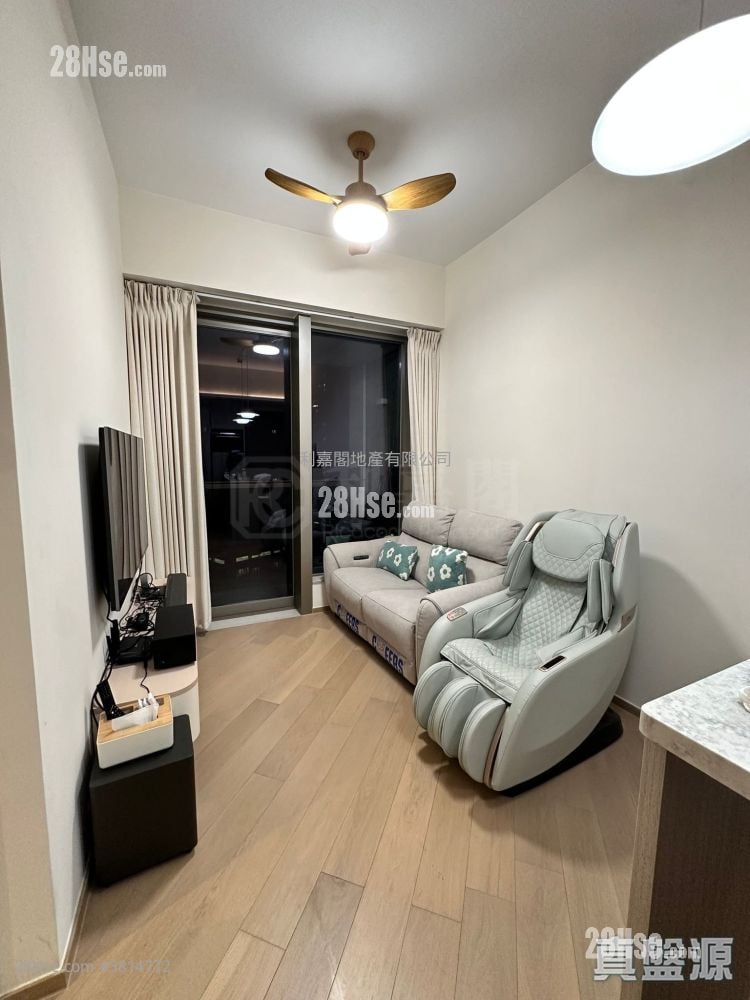 Villa Garda Ii Sell 2 Bedrooms 443 ft²