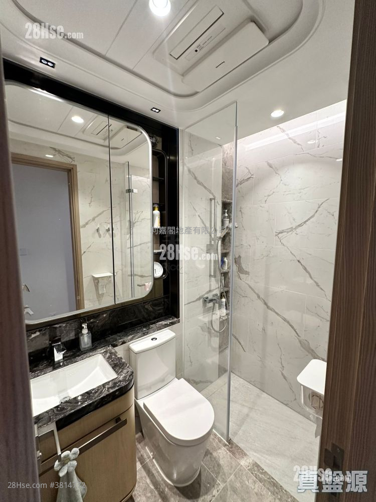 Villa Garda Ii Sell 2 Bedrooms 443 ft²