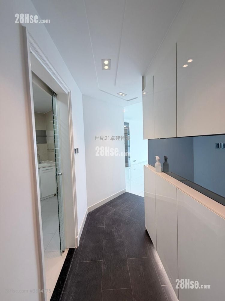 港景峰 售盤 3 房 , 2 浴室 785 平方呎