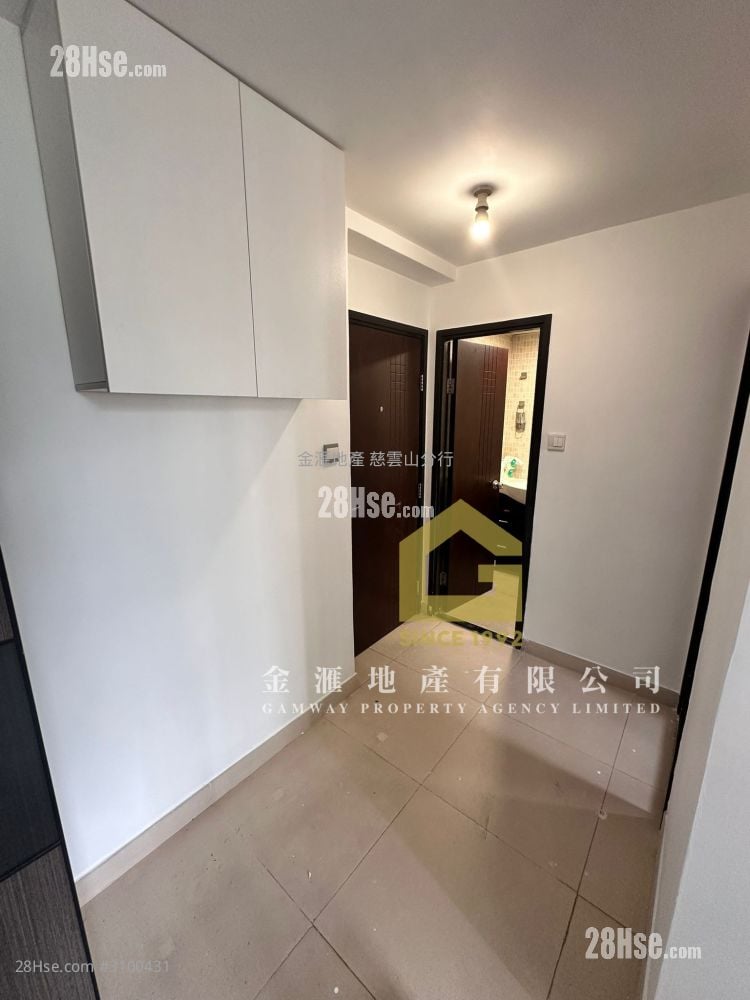 Lung Poon Court Rental 2 Bedrooms , 1 Bathroom 383 ft²