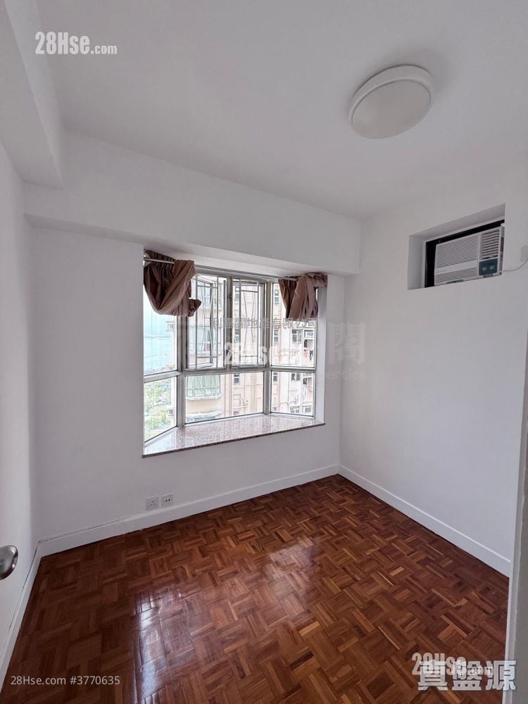 海怡花园 售盘 2 房 , 1 浴室 401 平方尺