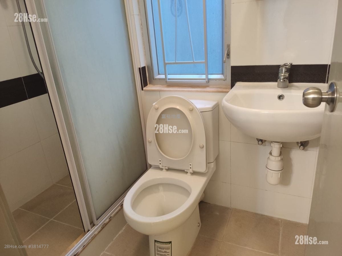 建南大厦 租盘 2 房 , 1 浴室 343 平方尺