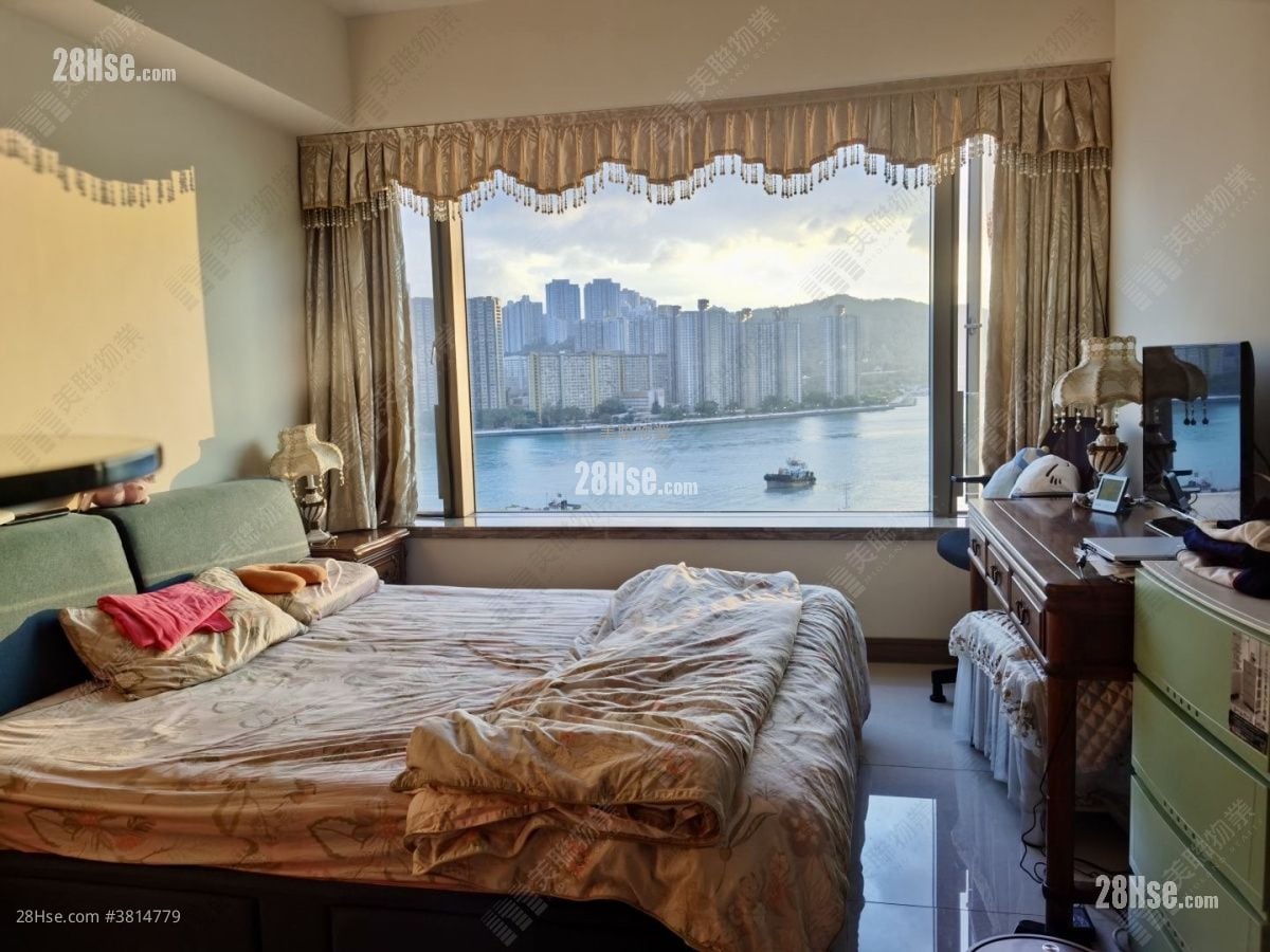 Ocean Pride Sell 4 Bedrooms , 2 Bathrooms 1,162 ft²