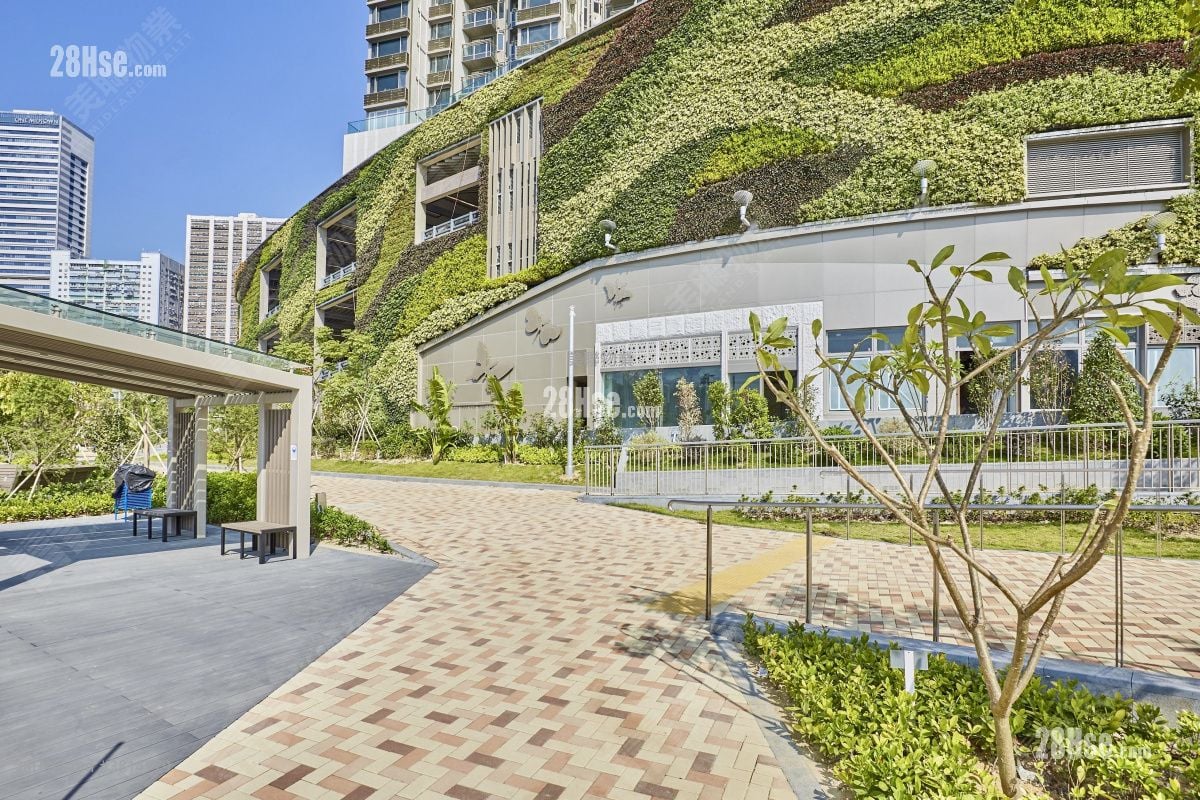 Ocean Pride Sell 4 Bedrooms , 2 Bathrooms 1,162 ft²