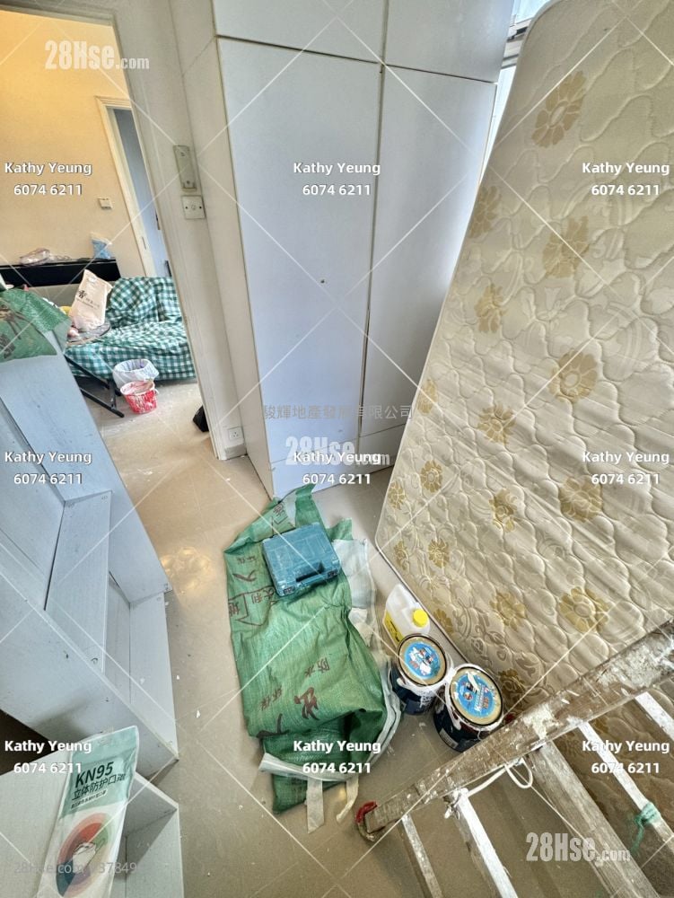 庇利金街13-25号 租盘 2 房 , 1 浴室 310 平方尺