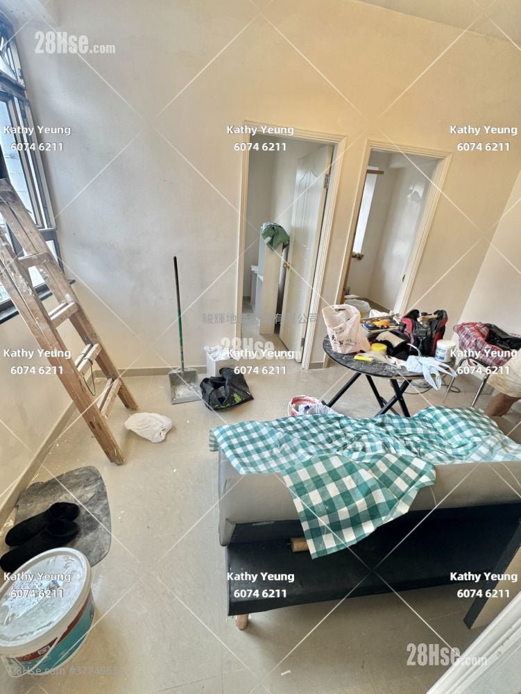 庇利金街13-25号 租盘 2 房 , 1 浴室 310 平方尺