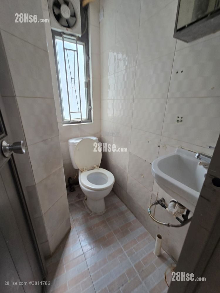 安宁大厦 租盘 2 房 , 1 浴室 246 平方尺