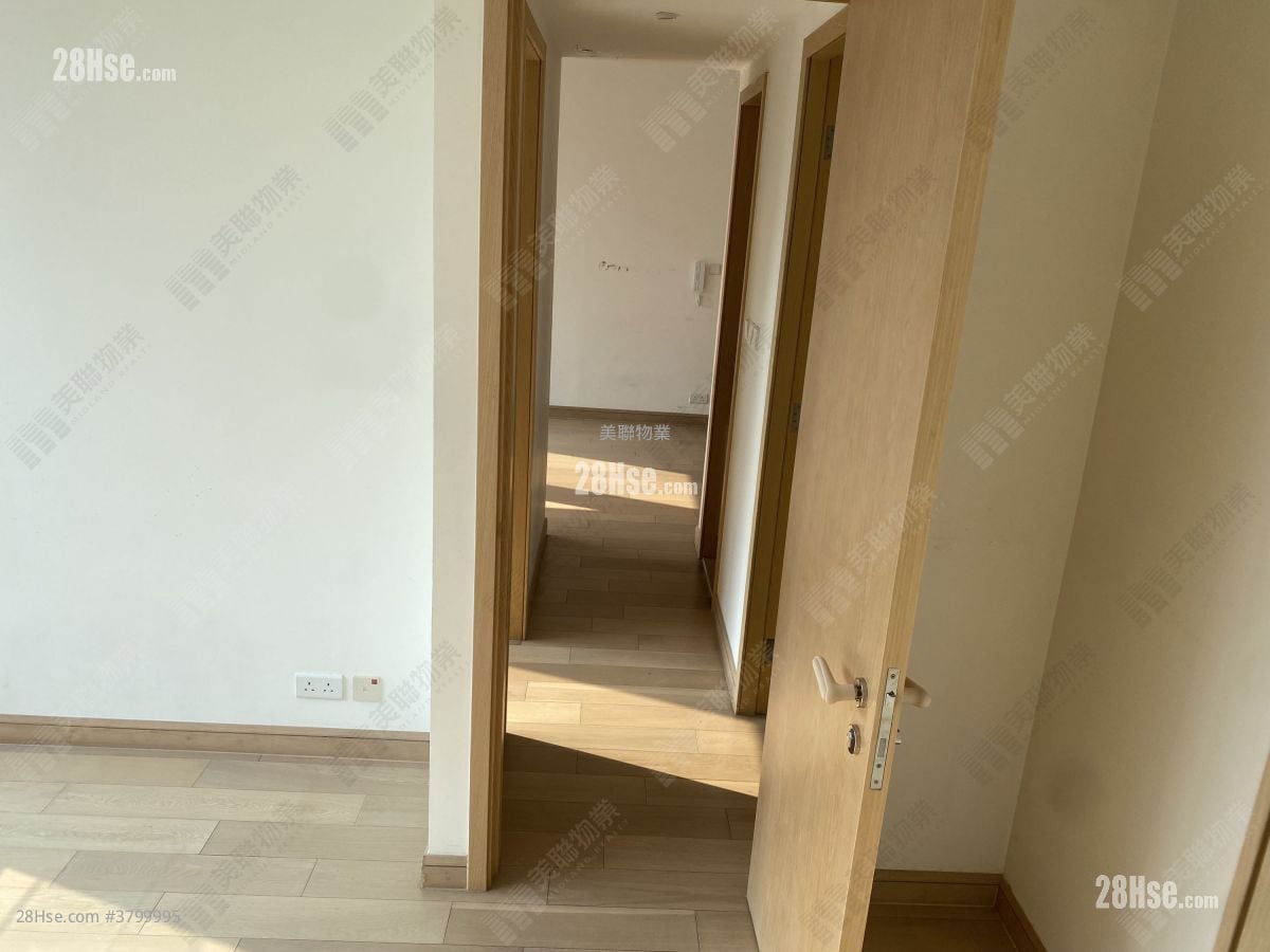 The Parkside 租盘 3 房 , 2 浴室 750 平方尺