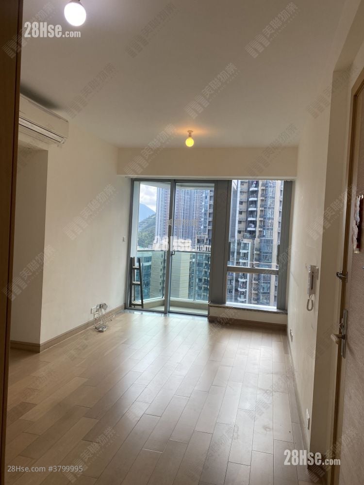 The Parkside 租盘 3 房 , 2 浴室 750 平方尺