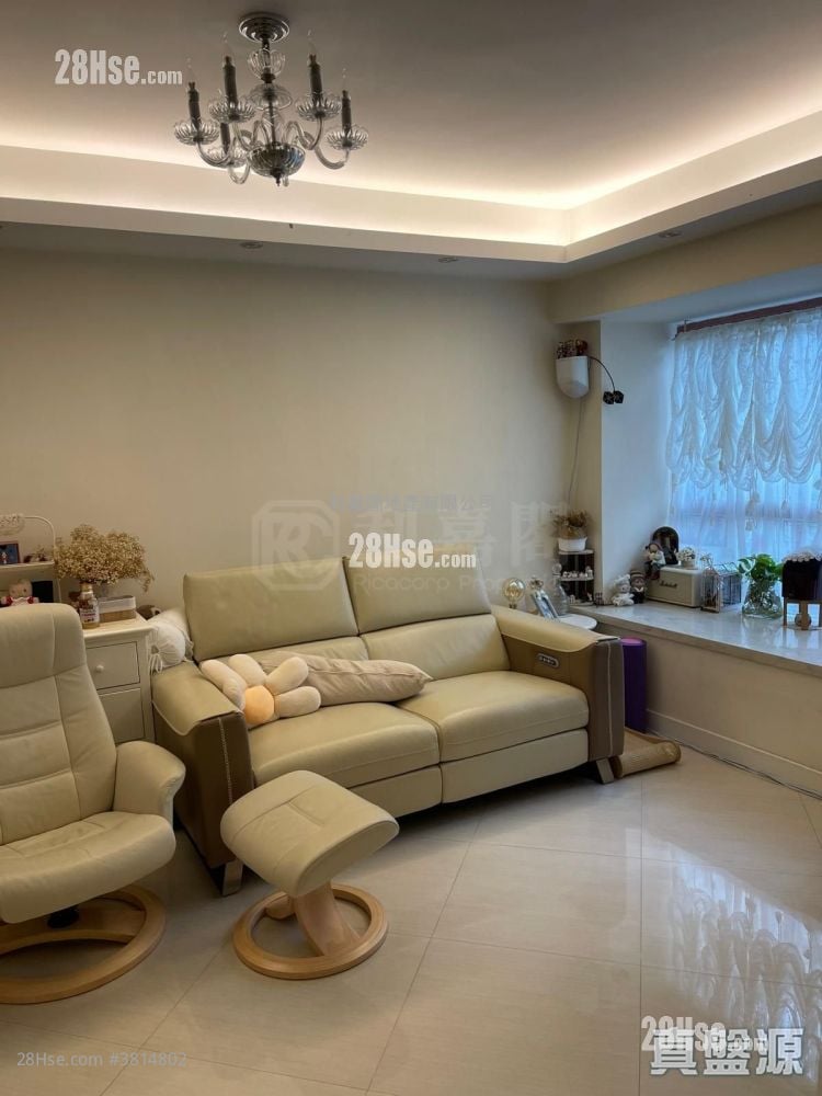 蔚翠花園 售盤 3 房 , 2 浴室 716 平方呎