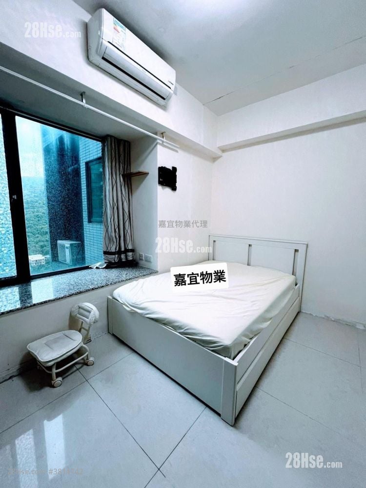 Mont Vert Rental Studio , 1 Bathroom 165 ft²