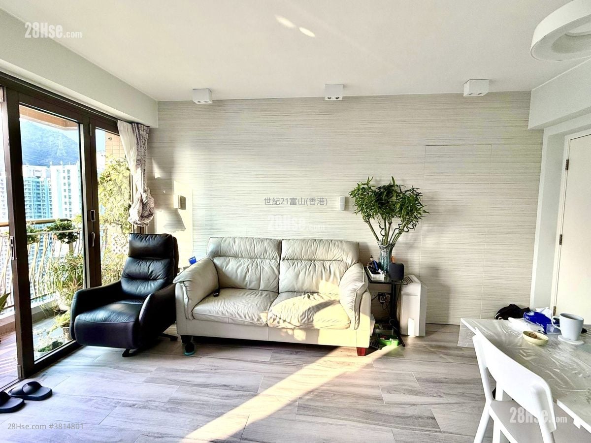 The Forest Hills Sell 2 Bedrooms , 1 Bathroom 439 ft²