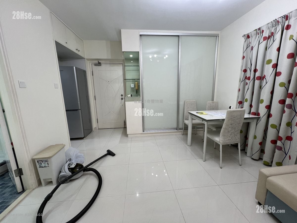 Fanling Town Center Rental 2 Bedrooms , 1 Bathroom 399 ft²